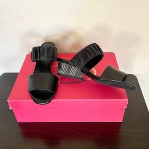 New Black Vaneli Slip-On Heel Sandals Women’s 5